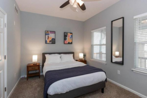 Beautiful 3BR2BA CozySuites 7 min to Lucas Oil